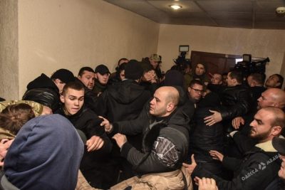 В одесском суде произошла драка - 50 человек задержано