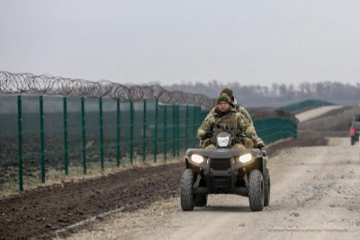 "Готова почти на 47%": строительство "Стены" на границе с РФ продлили до 2021 года