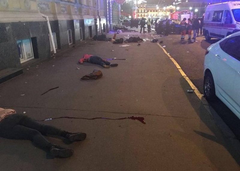 В Сети появилось видео поведения Зайцевой в первые минуты после ДТП