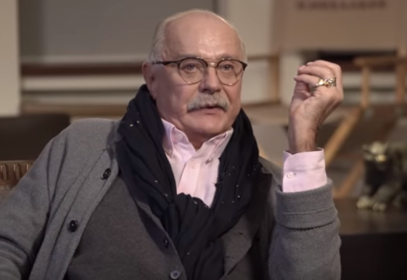 "Нікого не пускають": з'явилися подробиці стану Міхалкова в реанімації