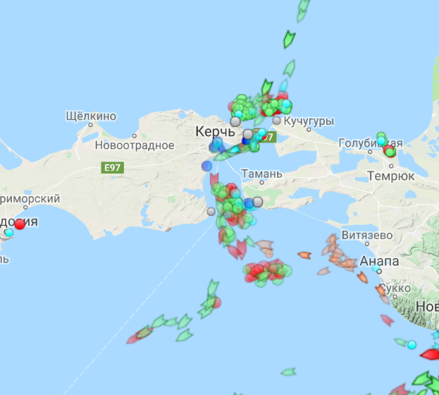 Ситуация в Керченском проливе / marinetraffic.com Ситуация в Керченском проливе / marinetraffic.com