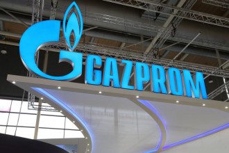 логотип "Газпрома" / "Сравни" логотип "Газпрома" / "Сравни"