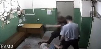 Момент избиения / скриншот из видео Момент избиения / скриншот из видео