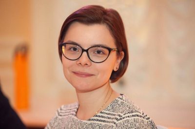 "Просто куколка!": любовница Петросяна неожиданно сменила имидж