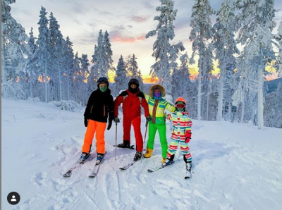 "Ярко и кайфово": Бабкин на Новый год повез семью в Лапландию