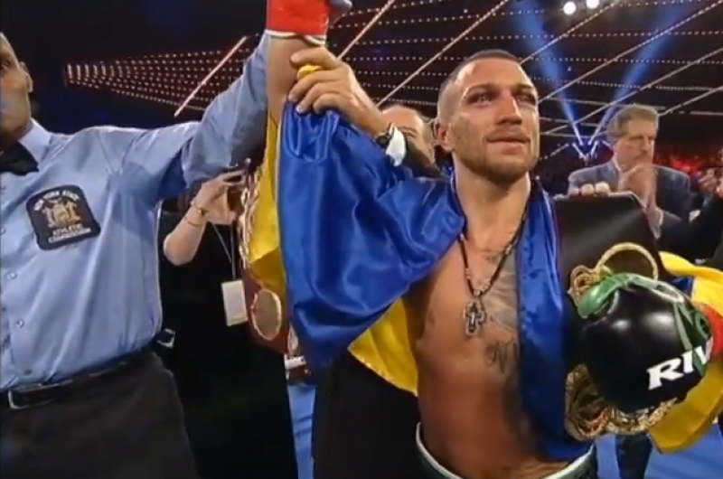 Ломаченко победил Кэмпбелла и стал чемпионом мира