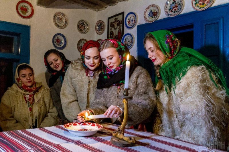 Гадания в ночь на Рождество: как и когда нужно правильно гадать