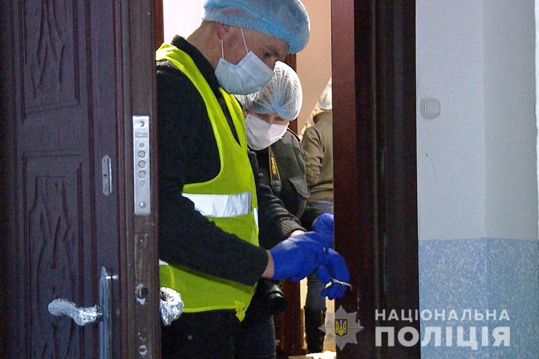 В Виннице погибли три человек, а маленькая девочка умерла в больнице В Виннице погибли три человек, а маленькая девочка умерла в больнице