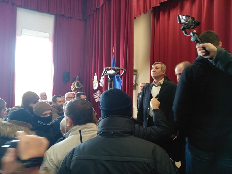 С14 разогнали ветеранов