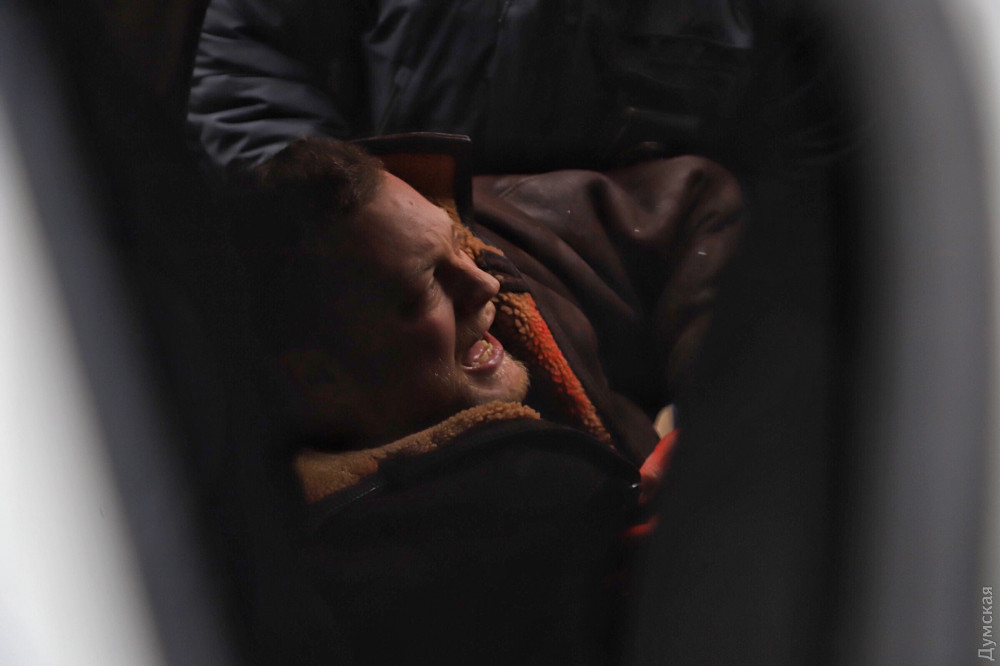 В Одессе у консульства РФ произошли потасовки с полицией