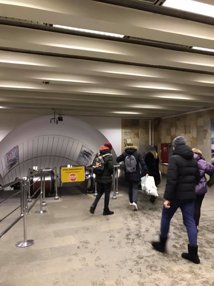 В Киеве подростки избивали людей В Киеве подростки избивали людей