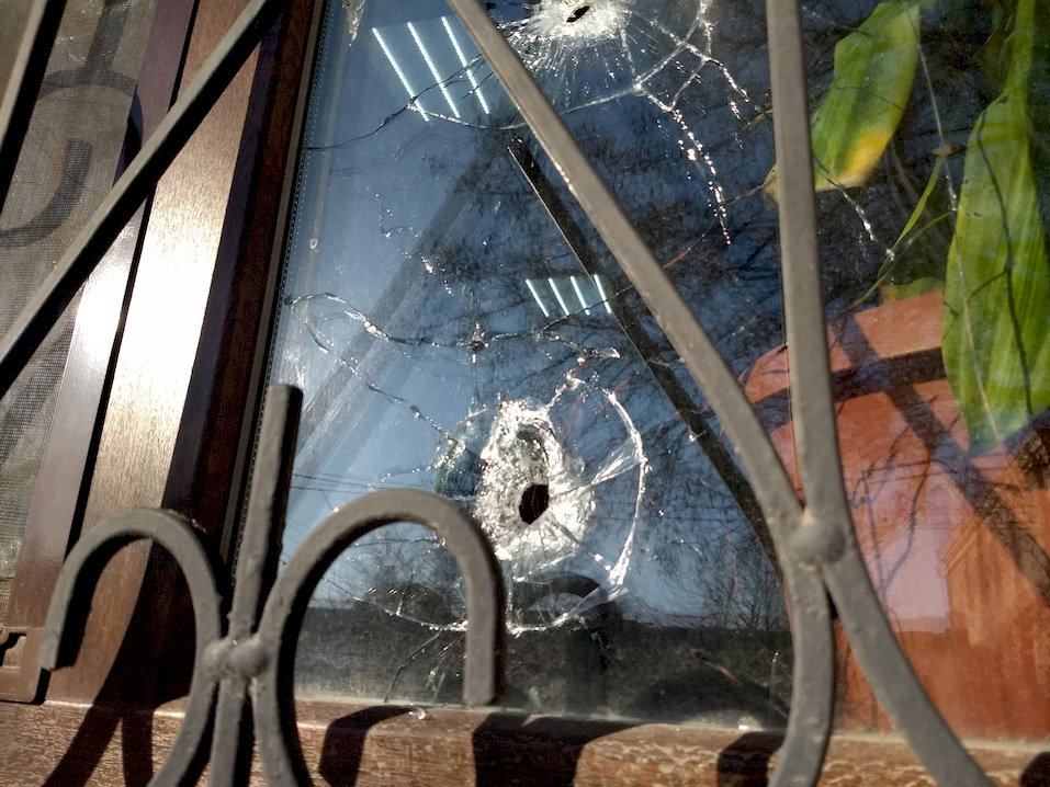 В Херсоне устроили стрельбу во время пресс-конференции