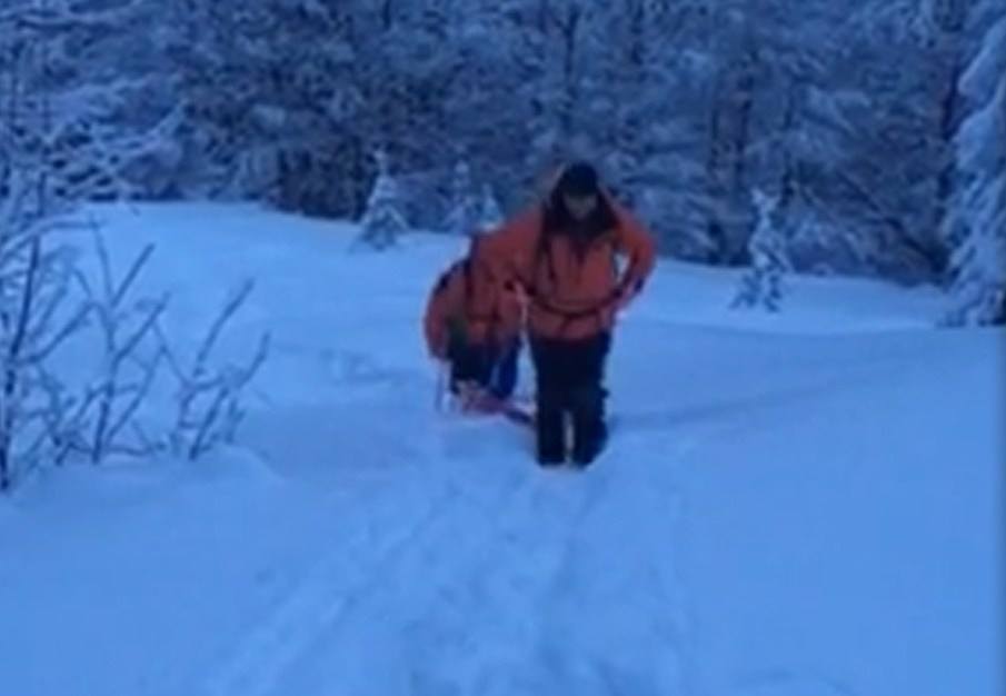 Смертельное восхождение: на Львовщине в горах погиб турист, еще один попал в больницу с обморожениями