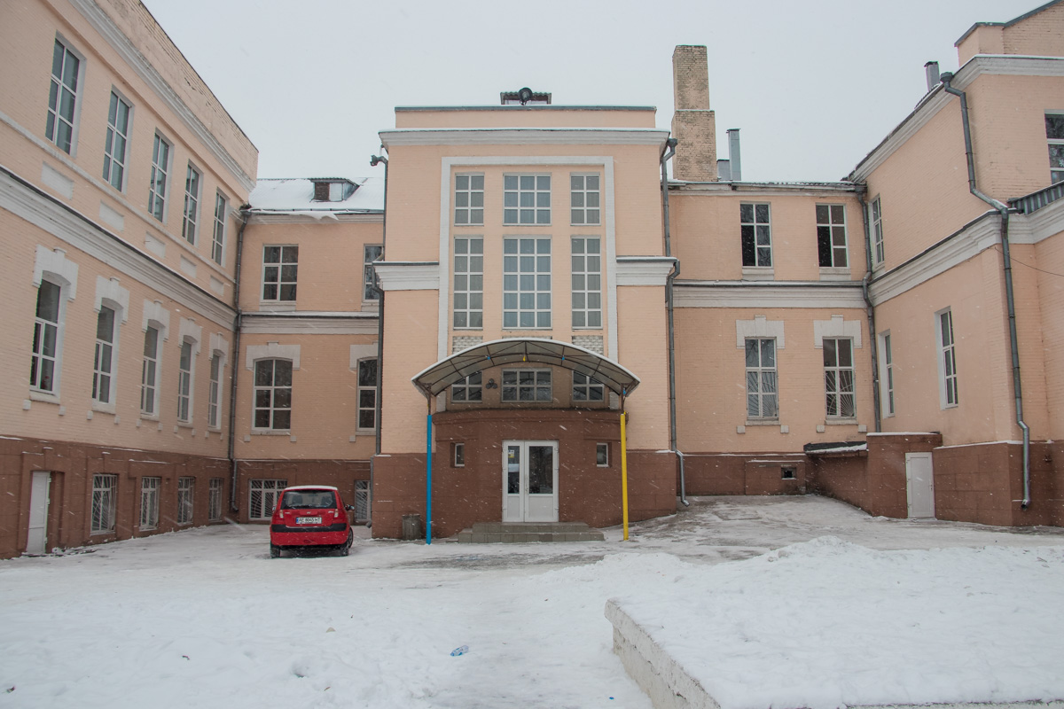 В одной из школ Днепра произошло ЧП, пострадали шестеро детей