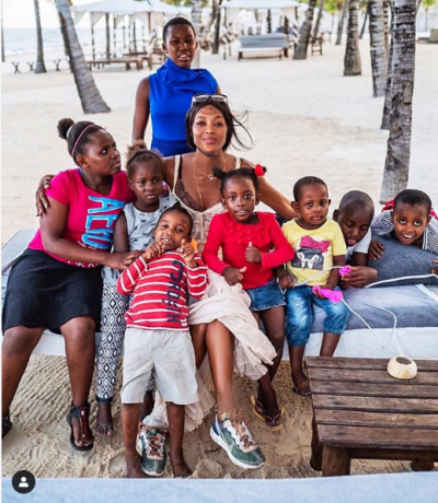 Наоми Кэмпбелл выступила в необычно трогательном амплуа