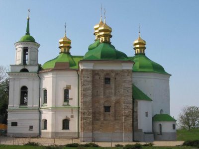 Порошенко пообещал Константинополю храм с могилой основателя Москвы - СМИ