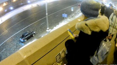 Украинская символика не задержалась надолго в центре Москвы / Фото: скриншот из видео