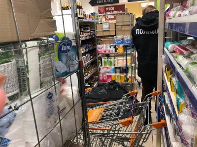 В киевском супермаркете умер мужчина, узнали журналисты