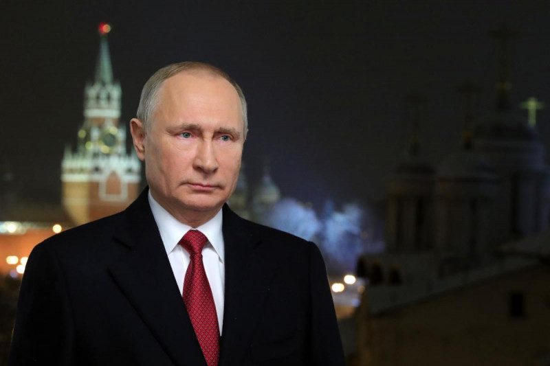 Россияне устали от Путина, теперь им нужен Сталин