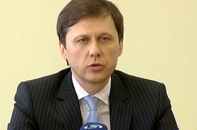 Кандидата в президенты Украины словили за воровством шапок в Давосе