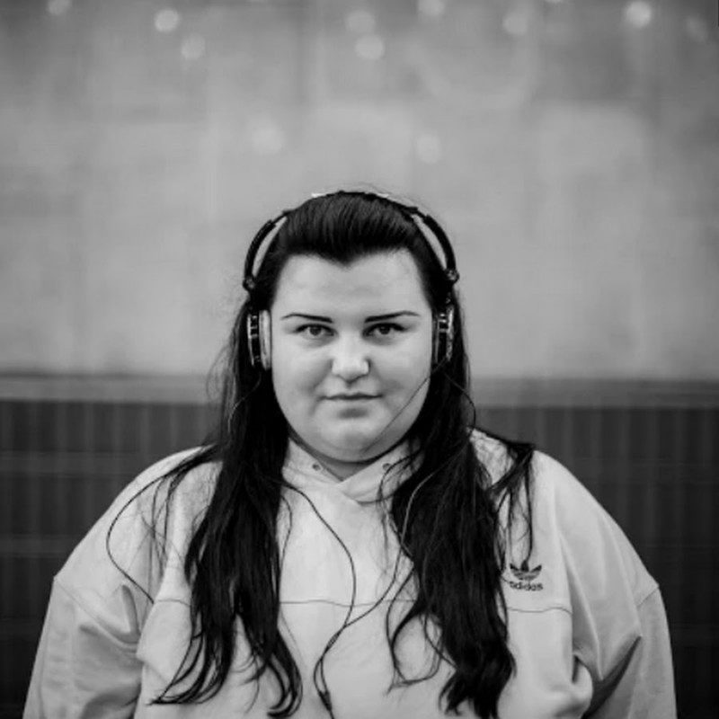 Рэперша Alyona Alyona рассказала, что на выдвижение Порошенко ее завлекли обманом: опубликовано видео