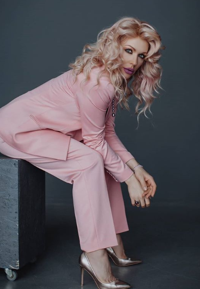 Когда человек чувствует одиночество, ему нужно вспомнить, что он есть у себя, отметила Монро