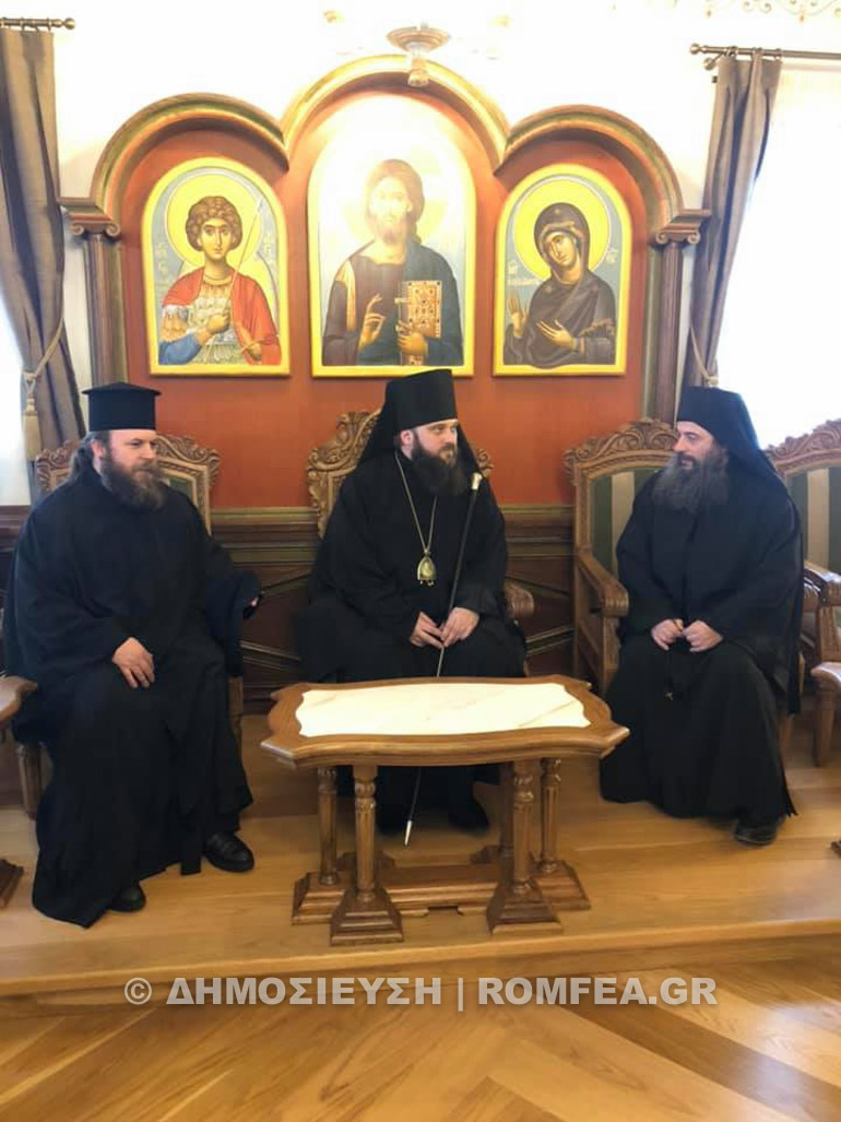 Первое богослужение ПЦУ на Афоне