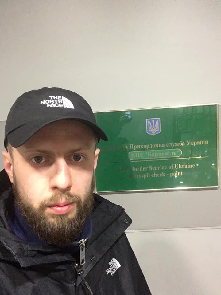 В Борисполе задержали организатора акции "Кто заказал Катю Гандзюк" В Борисполе задержали организатора акции "Кто заказал Катю Гандзюк"