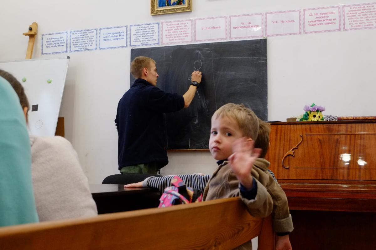 Скандал в Чернигове: детей из движения 