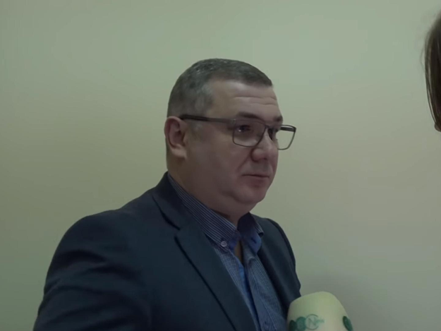 В Кропивницком чиновник на совещании включил порноролик: опубликовано видео