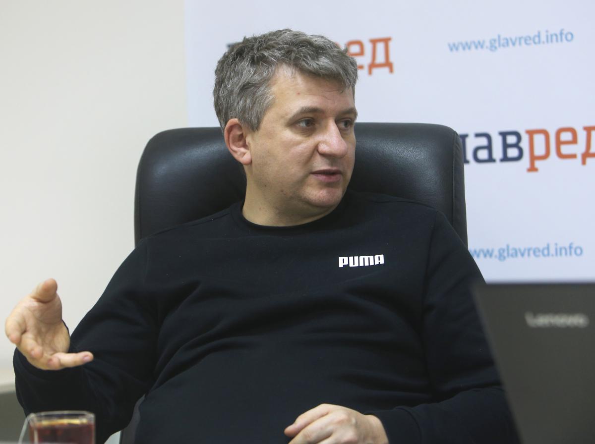 Юрий Романенко