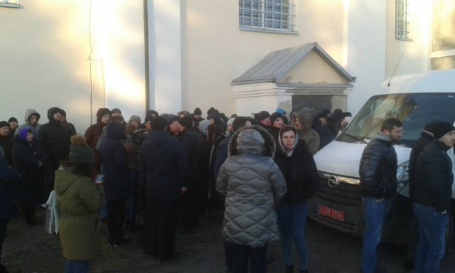 Противостояние у Свято-Николаевского храма на Волыни