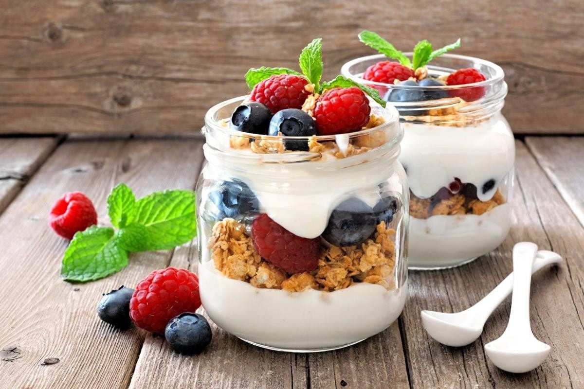 Які ризики пов'язані з регулярним вживанням йогурту?