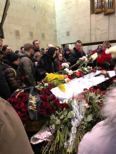 В Москве прощаются с Децлом: онлайн-трансляция