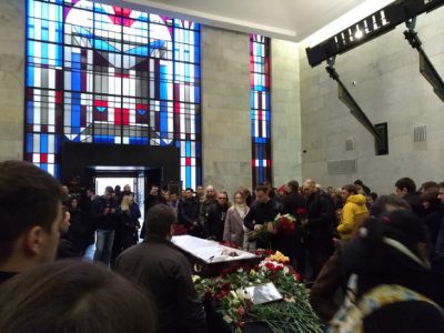 "Все ответят за это": на церемонии прощания с Децлом произошел неприятный инцидент