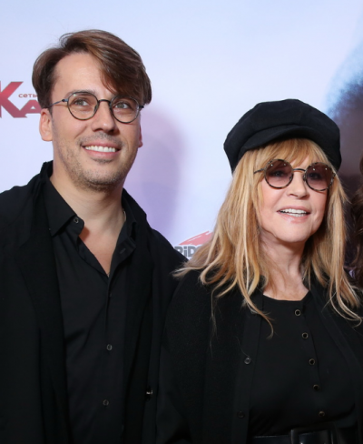 "Хочется кушать, а нельзя": Алла Пугачева в провокационном наряде пожаловалась на болезнь