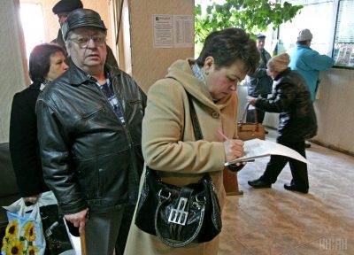 Кабмин сделал более жесткими правила получения субсидий для украинцев
