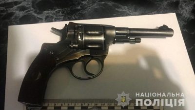 Револьвер / Нацполиция Револьвер / Нацполиция
