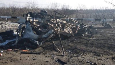 Взрыв микроавтобуса на линии разграничения: в штабе ООС назвали число жертв