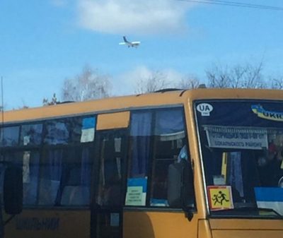 Во Львове на встречу с Порошенко массовку свозили школьными автобусами – СМИ