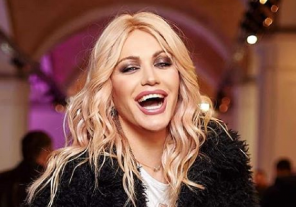 Травести-дива Монро "дала рецепт" от одиночества