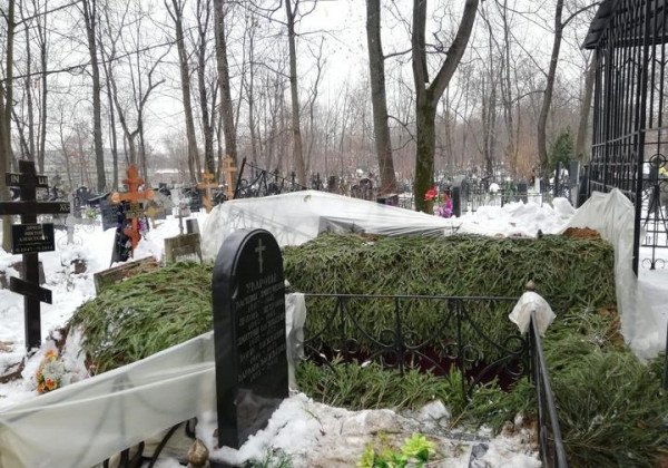 В Москве похоронили Децла: фото