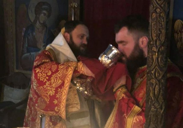 Представитель ПЦУ впервые провел богослужение на Афоне