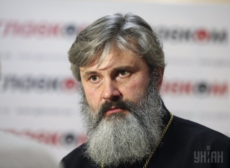 Активист сообщил, что архиепископу Клименту грозят 15 суток админареста Активист сообщил, что архиепископу Клименту грозят 15 суток админареста