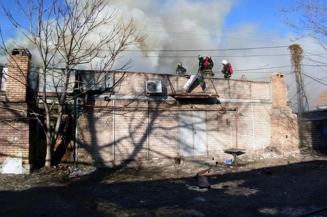 В Кривом Роге был мощный пожар
