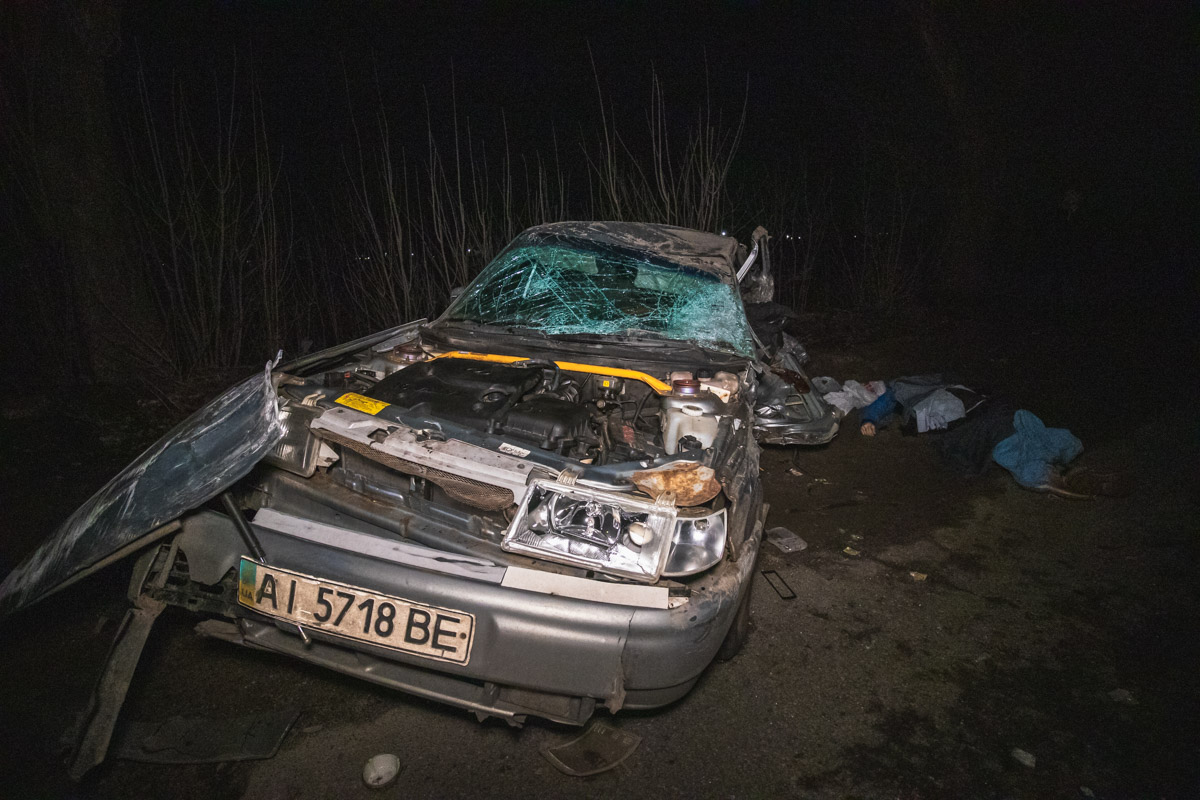 Под Киевом произошло ДТП с участием трех машин, есть жертвы