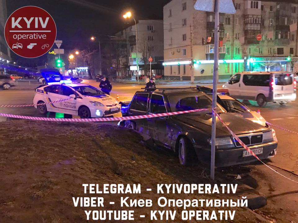 В Киеве копы гонялись за выпившим 16-летним парнем на иномарке