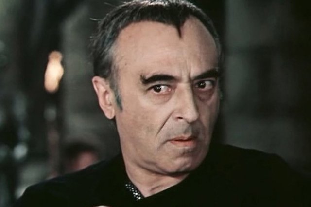 Владимир Этуш Владимир Этуш