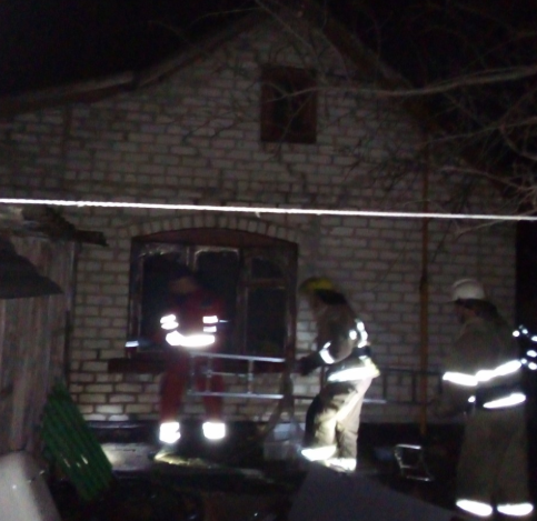 В Красногоровке в результате пожара погибли четыре человека В Красногоровке в результате пожара погибли четыре человека