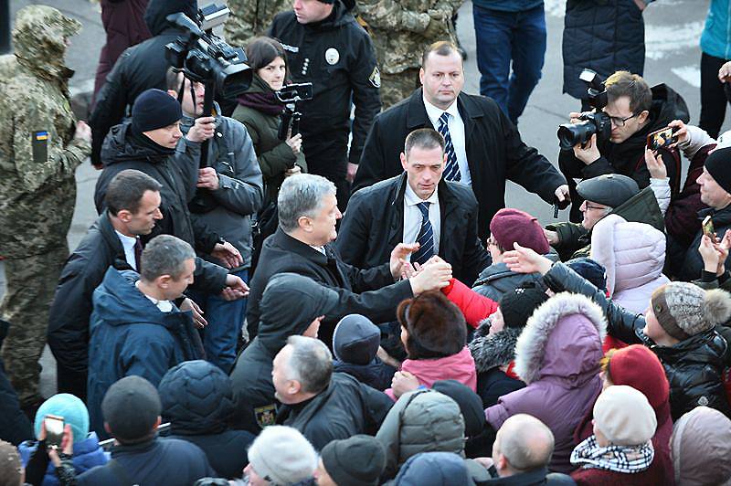 Петр Порошенко на встрече с избирателями в Житомире